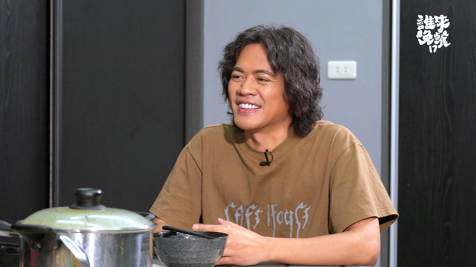 爸爸過世後才敢第一次抱媽媽 喬瑟夫曝日式教育下「不敢示愛」