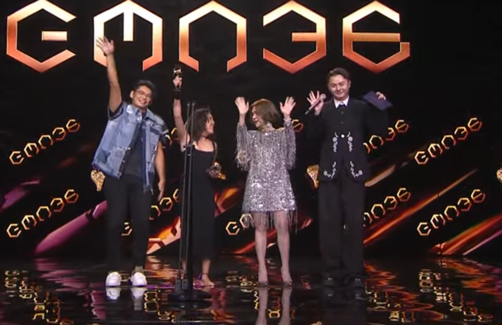 金曲36／呂士軒壓軸再奪華語專輯獎　最大黑馬李竺芯赤腳上台拿年度專輯獎