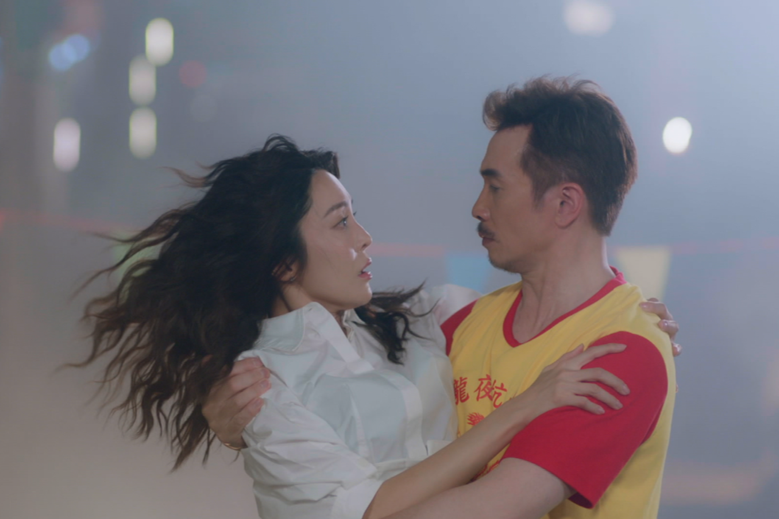 陳豪、張曦雯重現《亂世佳人》　驚險一摔差點成災難