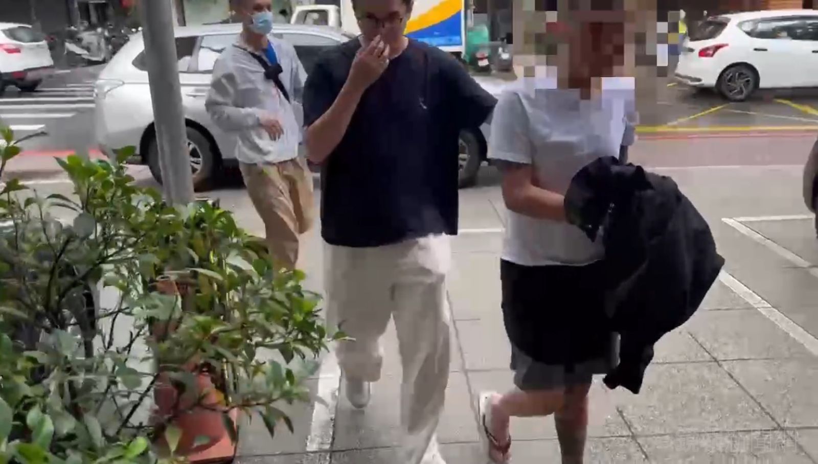 警方將陳男帶回警局偵訊。警方提供