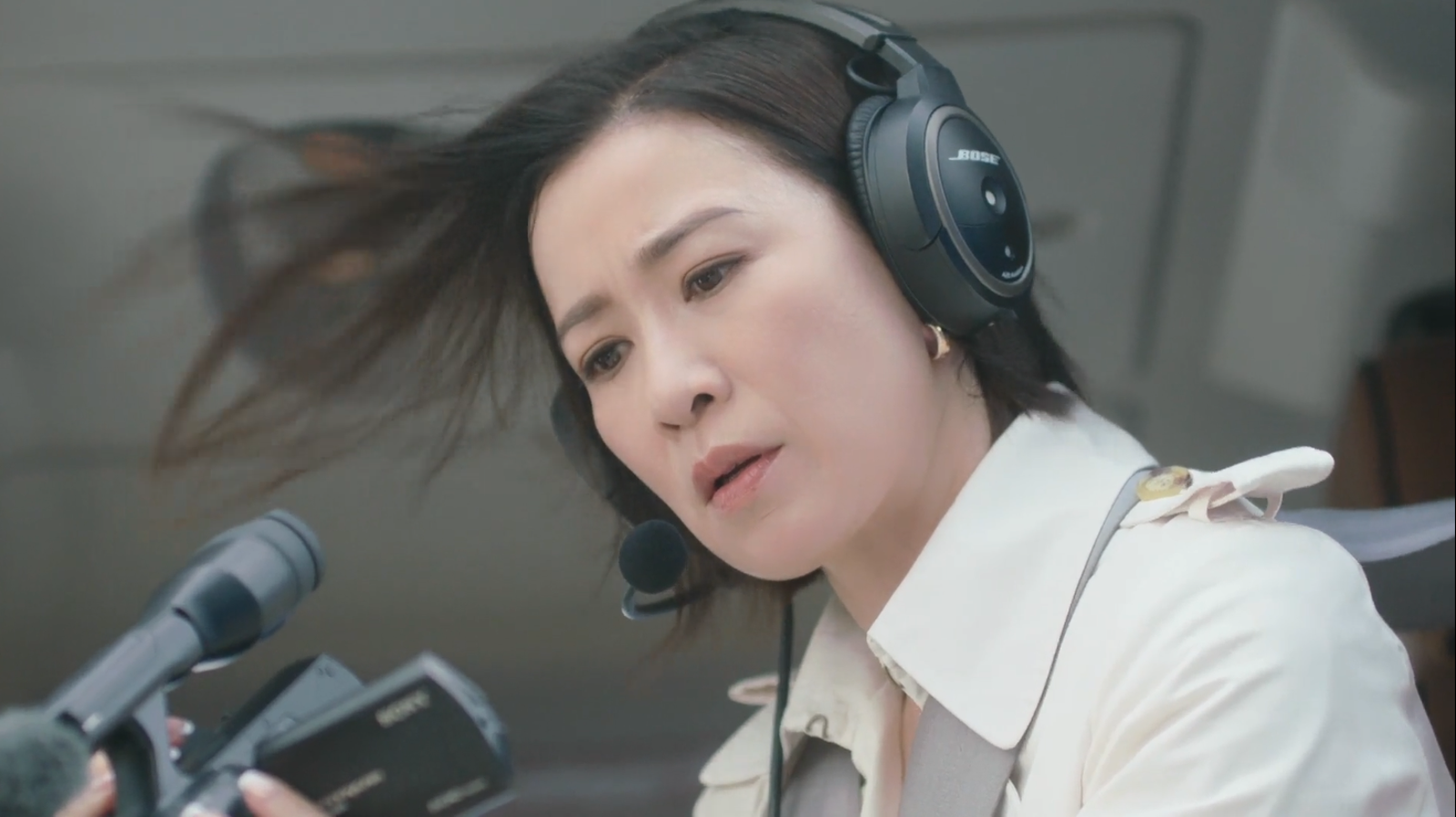 佘詩曼搏命登直升機飛8層樓高!驚遇爆炸陷生命危險 招認有「野心和貪心」