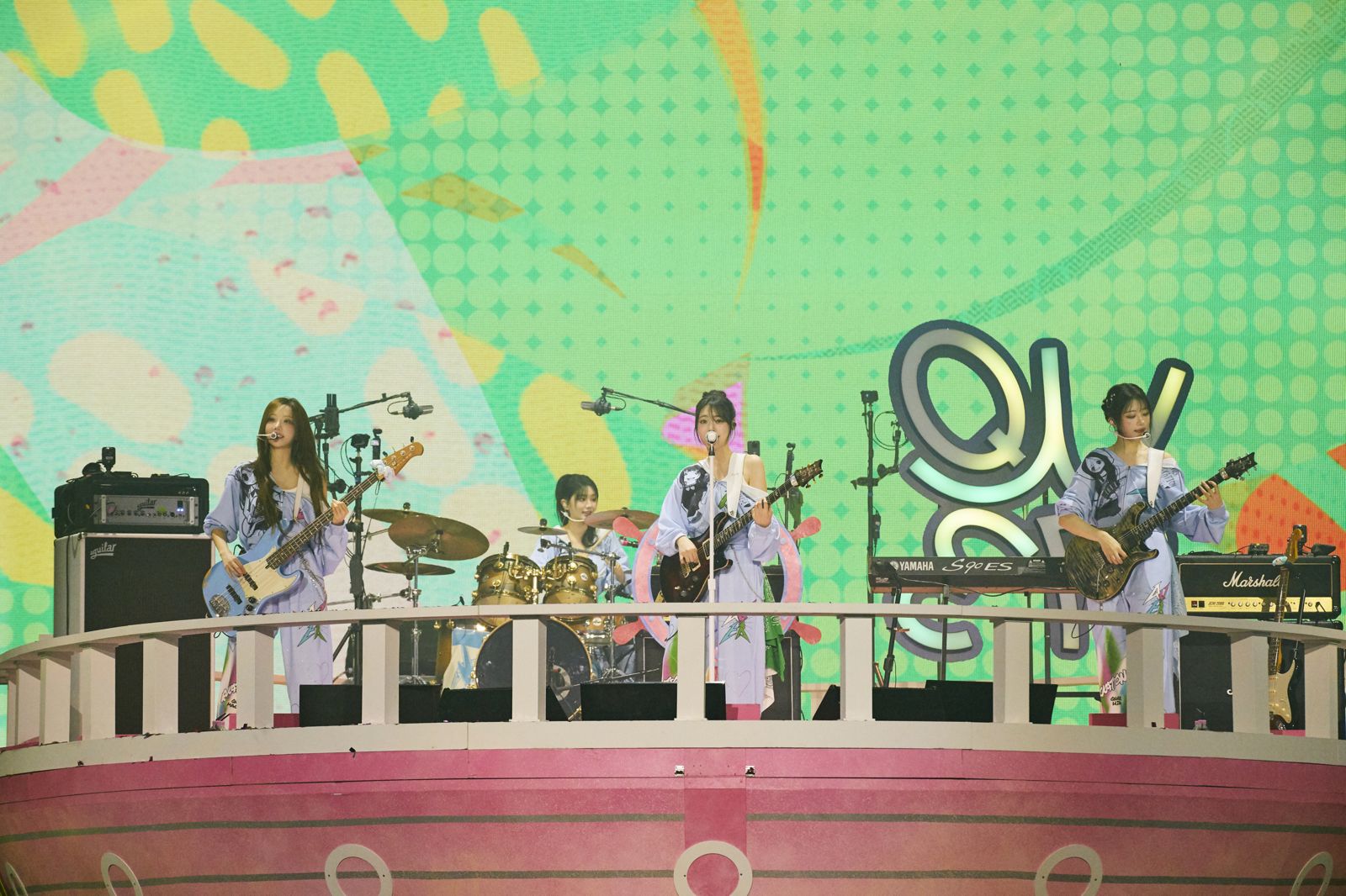 QWER近期密集訪台，也不想錯過「灶咖女團」頭銜。希林國際提供