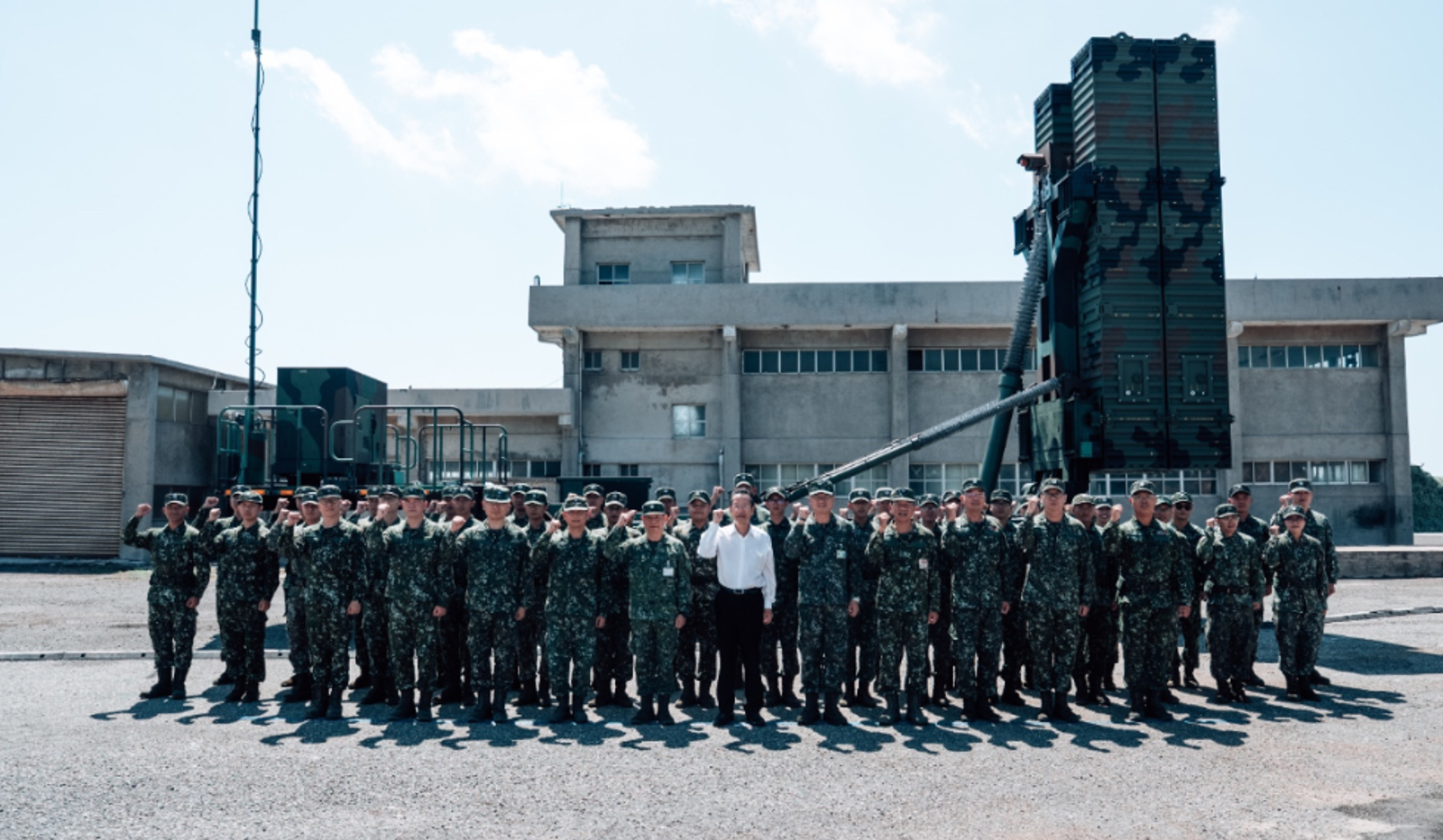 紅錢滲透新式飛彈部隊！中天主播林宸佑淪「影武者」　收買基層士官竊美購火箭參數