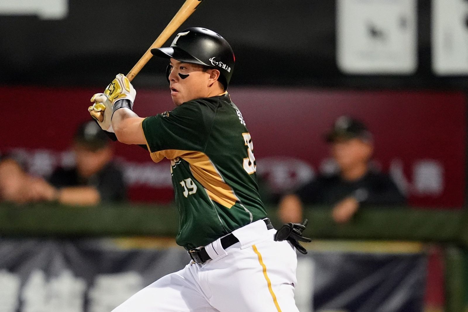 中職／吳念庭補足打席登頂打擊王　盼外界多給海歸球員耐心