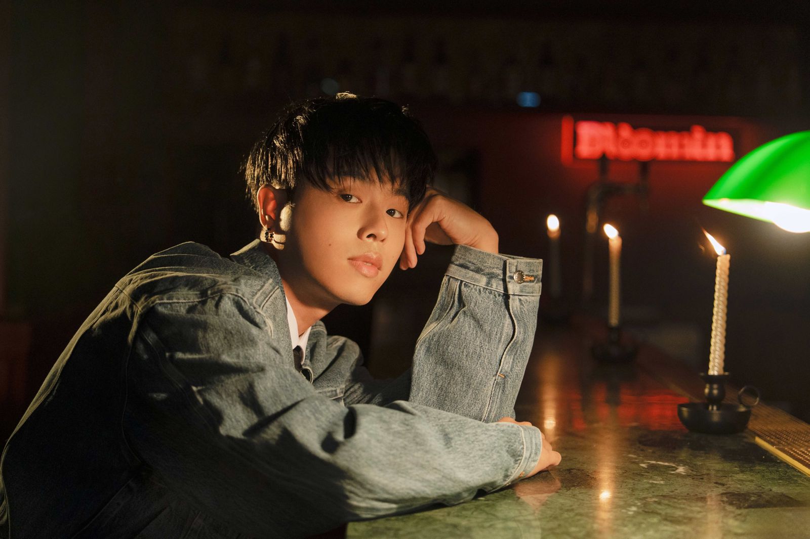 嘻哈男神獻螢幕初吻!HowZ自爆喝酒壯膽:怕親得像痴漢