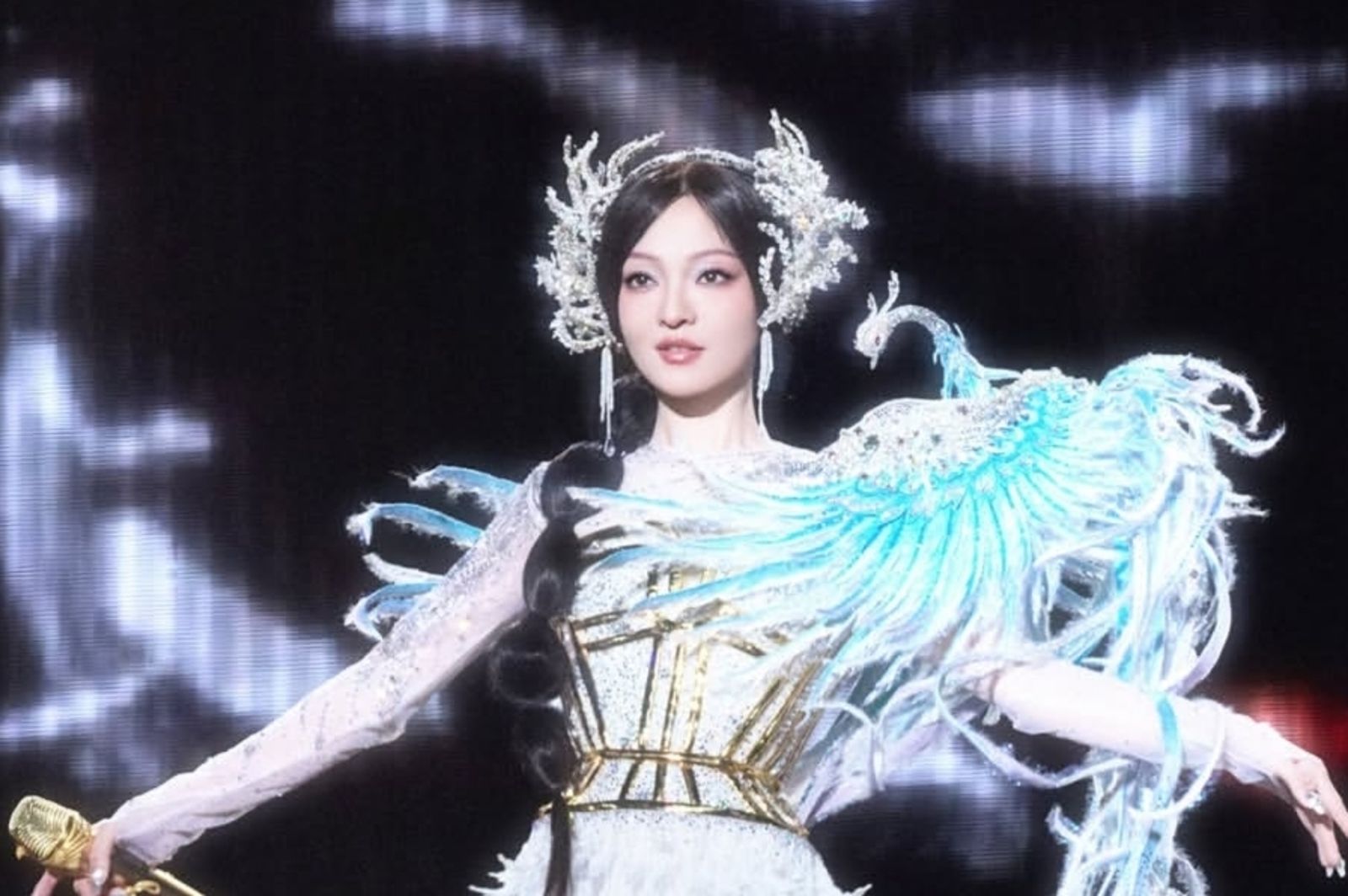 張韶涵造型翻車「仙女變阿姨」？點名造型師上台正面反擊