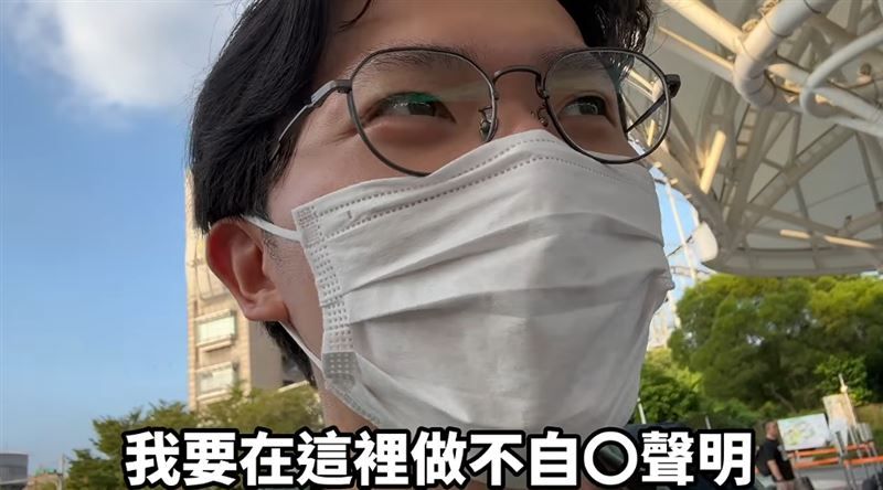 多米多羅低調現身「HAHABABY家庭日」！戴口罩仍被認出　當場發「不自殺聲明」