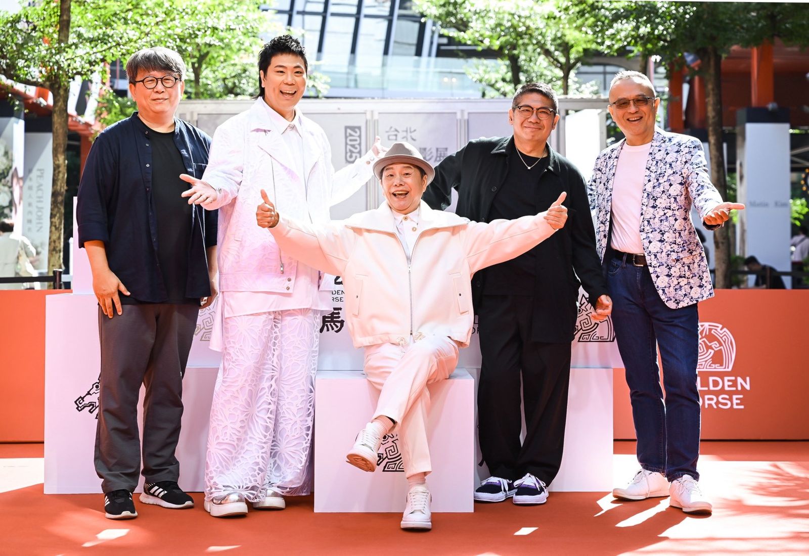 豬哥亮親口答應「復出」連「恁娘卡好」都出現 《藍寶石》曝他髮型是抄「外國偶像」