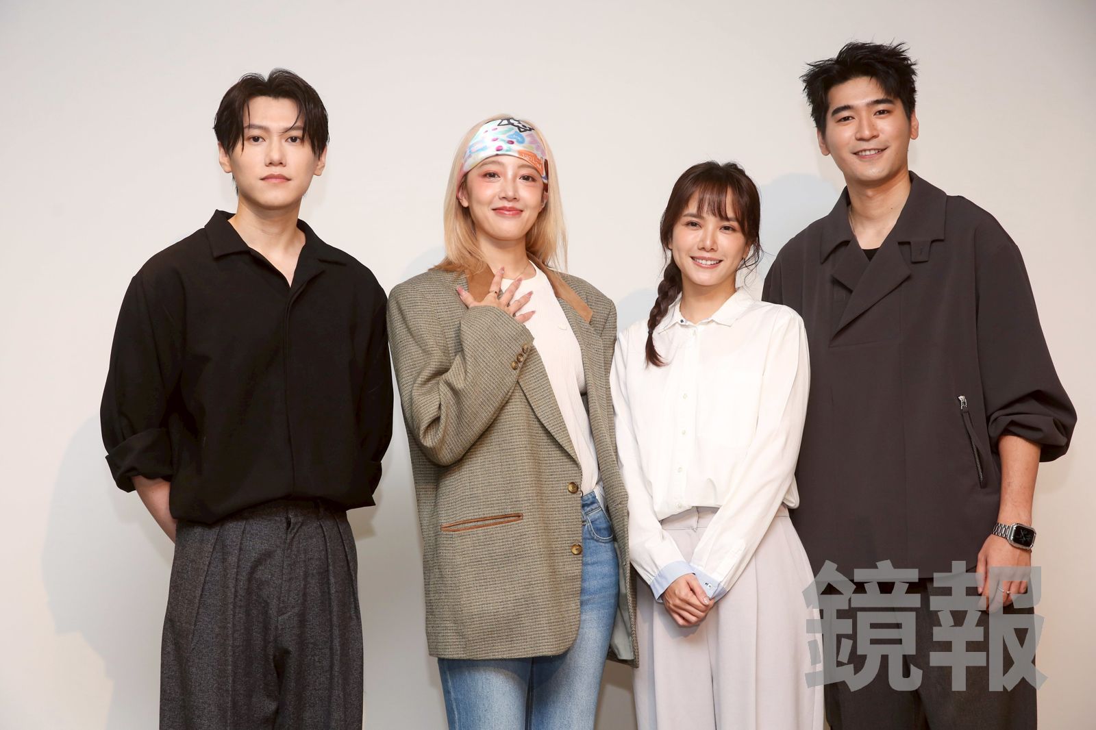 邱宇辰(左起)、黃薇渟、方語昕、涂善存出席《我們六個》記者會。李鍾泉攝