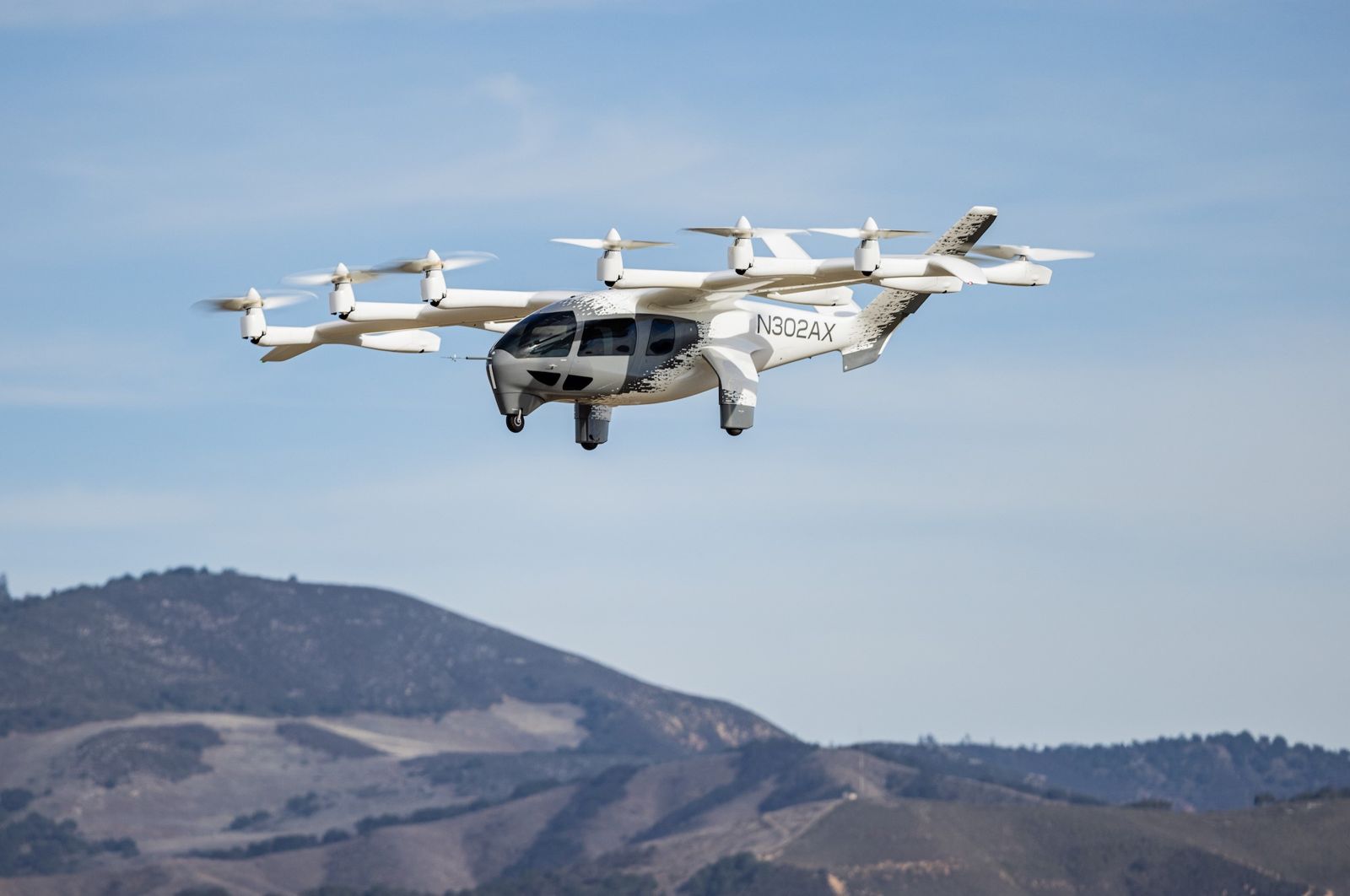 Archer Aviation的Midnight，不是科幻飛行車，是實打實的空中計程車。圖／Archer