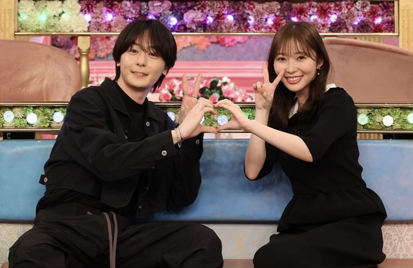 犬飼貴丈（左）在節目上已向指原莉乃示好。翻攝X