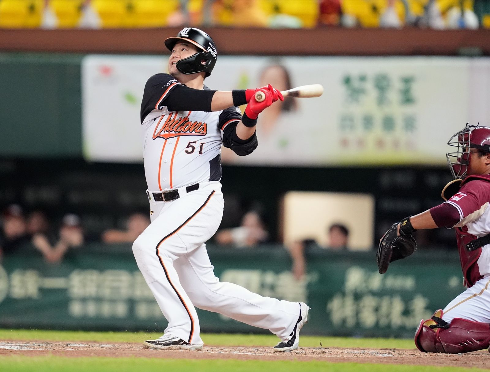 中職／胡金龍例行賽最終打席開轟　獅隊延長賽4:5不敵桃猿