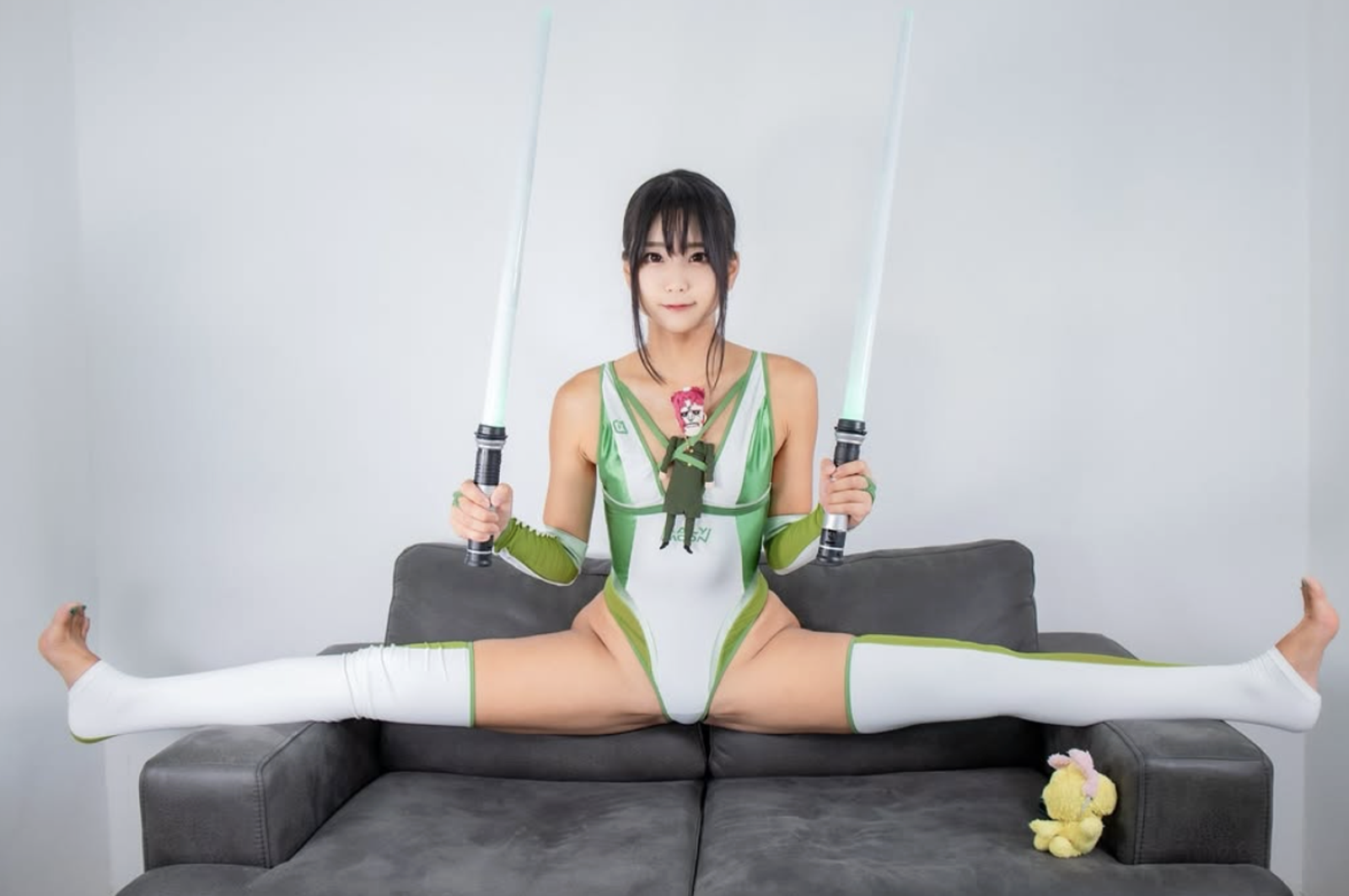 正妹Coser不敵病魔病逝！性感一字馬成絕響　網見「最後身影」心碎了