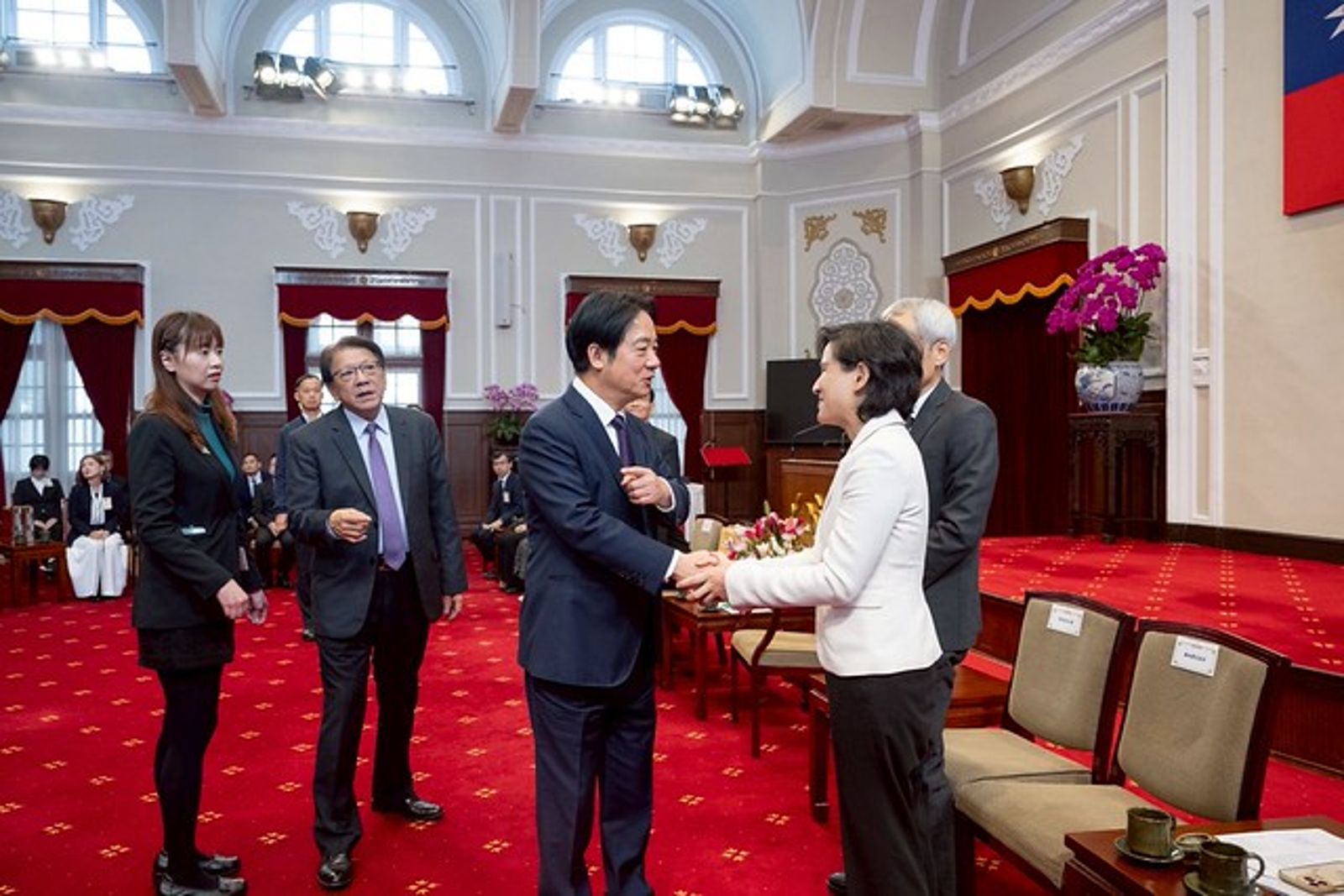 前鋒鄭麗君關稅談判大成功　賴清德感謝：為台灣爭取最佳位置