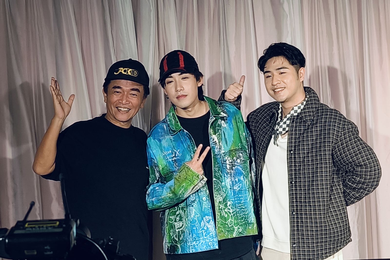 吳宗憲日前與兒子鹿希派現身力挺陳守恩推出新單曲。尤嬿妮攝