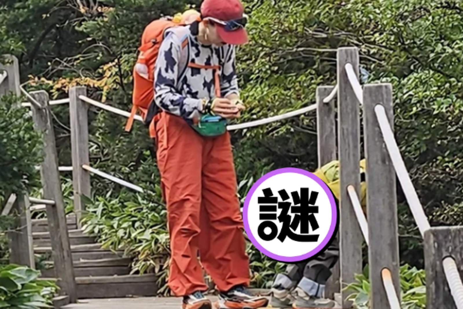 又是中國人！他抱怨家長放任孩童路邊大便　韓網驚：要變糞便島了
