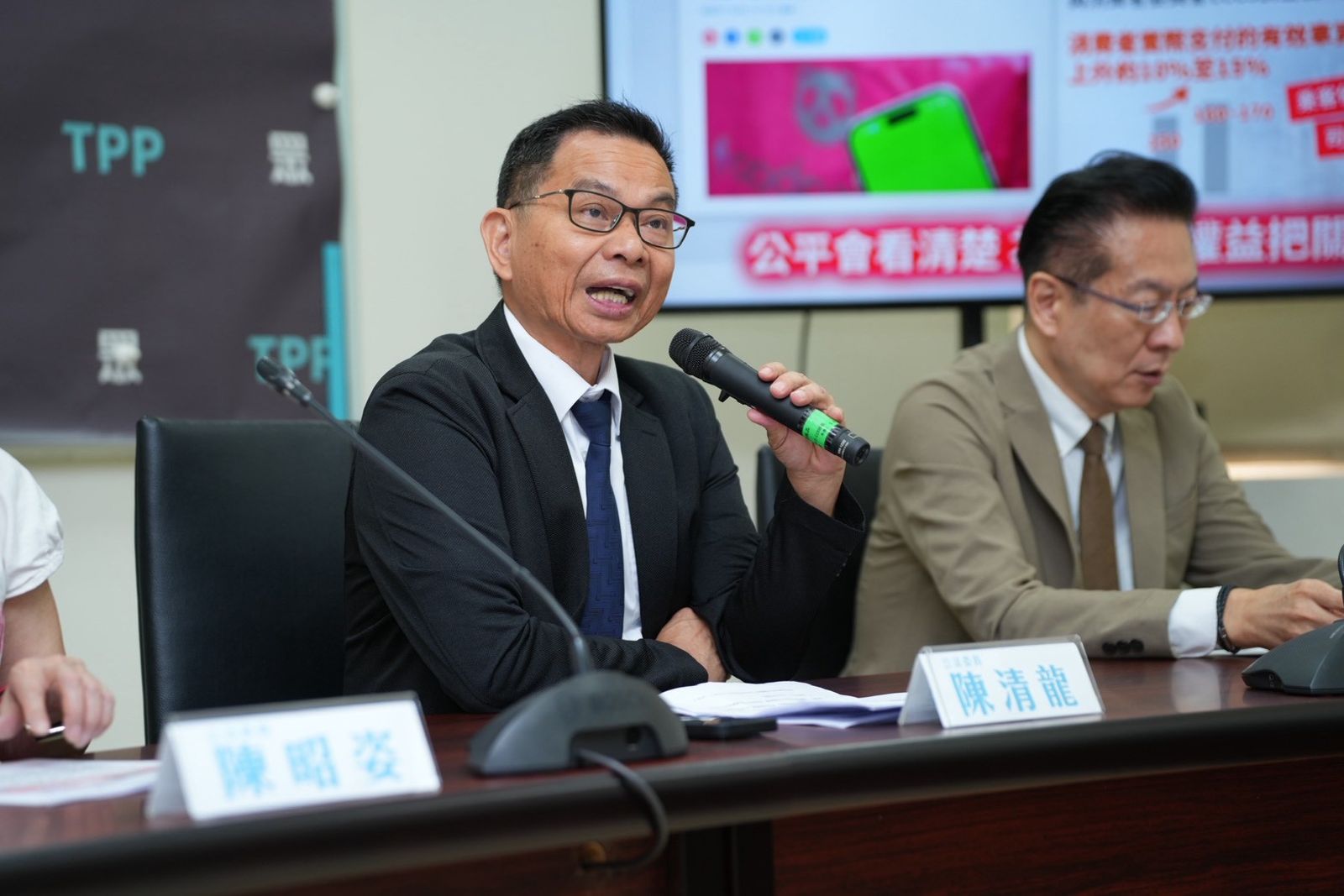 藍營願將公投案控制在3案內 民眾黨團尊重:《公投法》並無數量限制