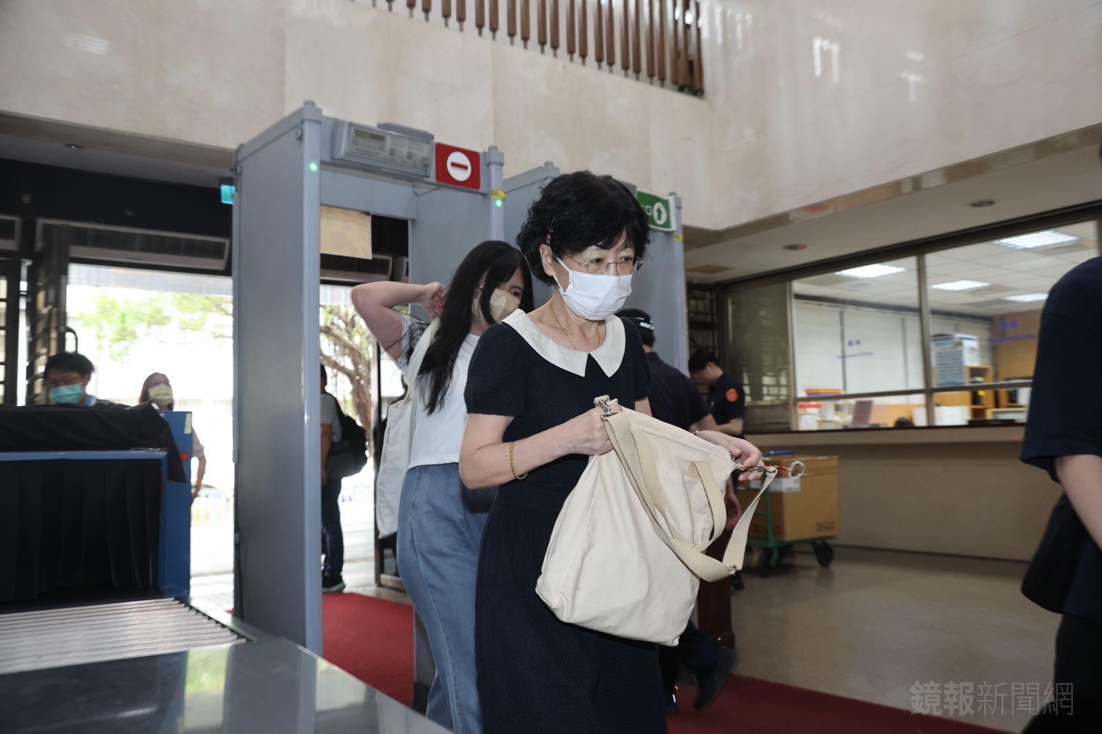 柯文哲學生、鄭淑心爆「親眼見錢帶回柯家」 陳佩琪怒告不成原因曝