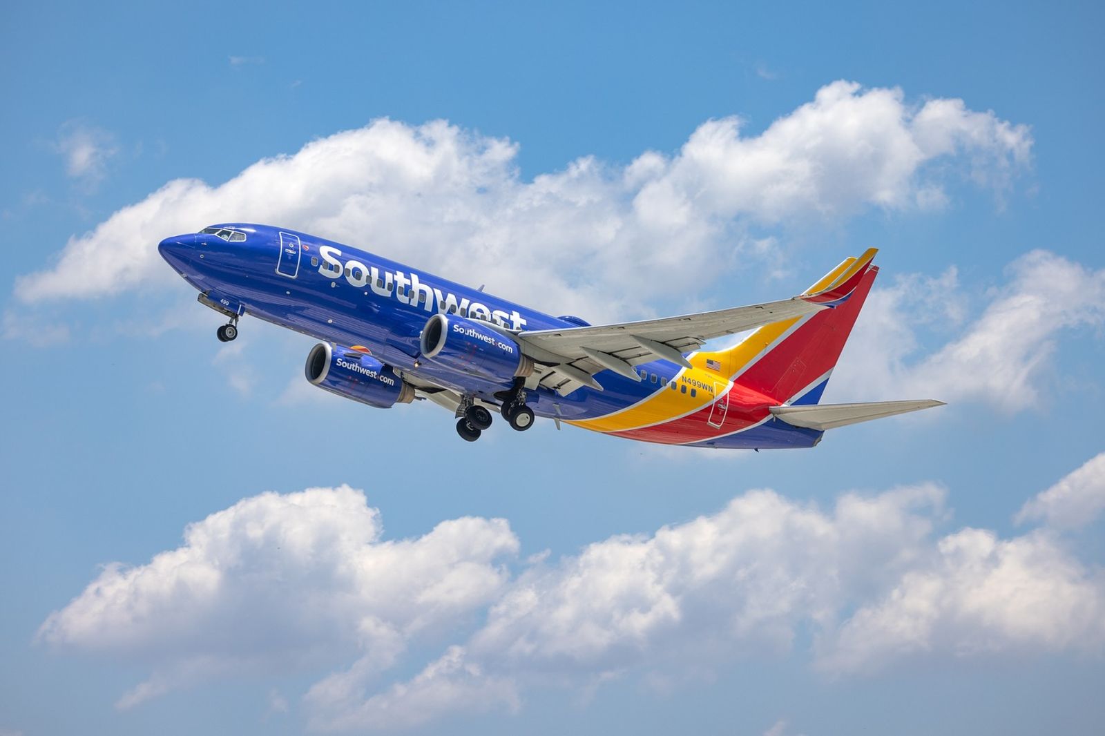 視障女等5小時「登機發現只有2人」!空服員竟告知:忘記你們了…航空公司急回應