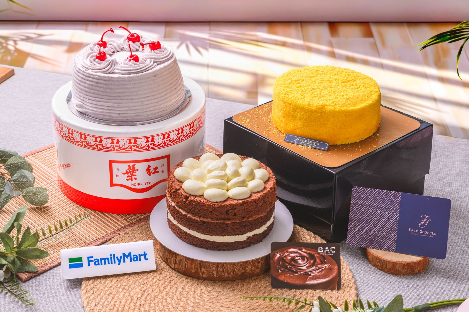 母親節免奔波!全家、7-11名店蛋糕齊發,芋泥、巧克力控一次滿足