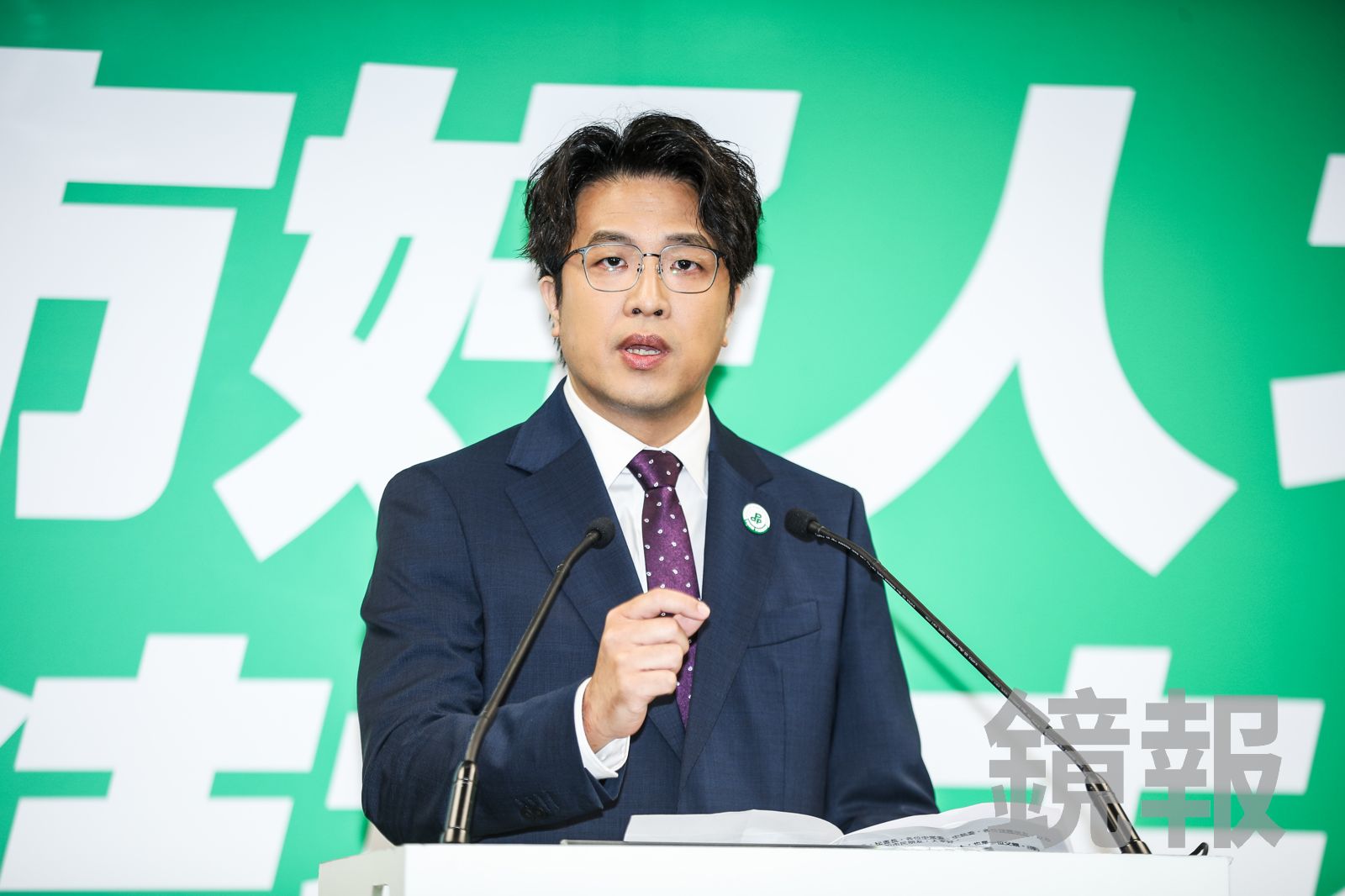 人物/卸下抗中盔甲 沈伯洋暖男奶爸形象進攻北市