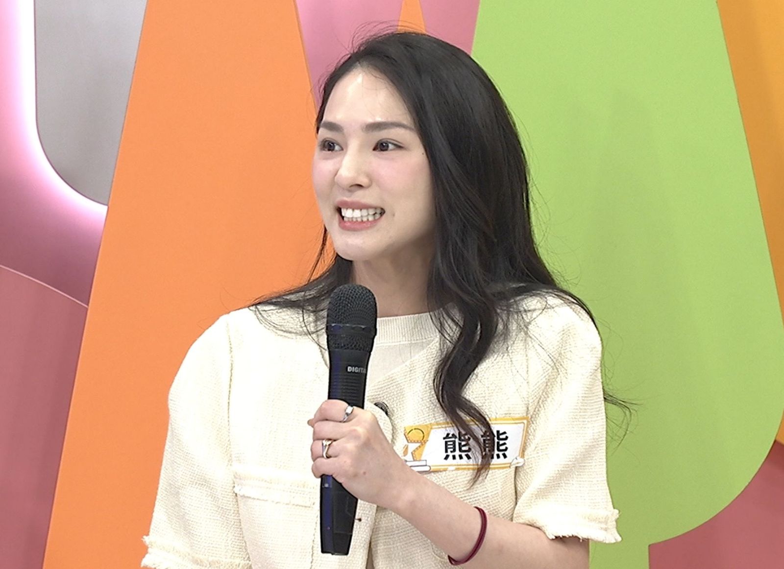 熊熊（如圖）感動徐乃麟幫她說話。中天提供