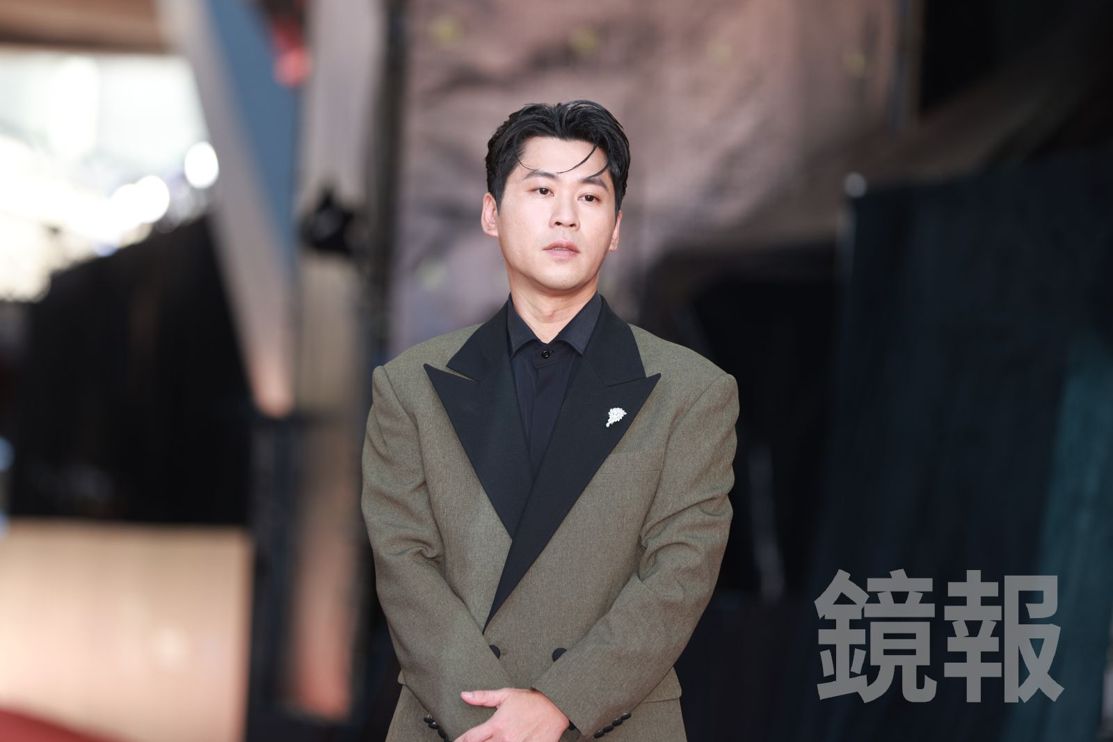 黃迪揚擔任星光大道主持人。攝影組攝