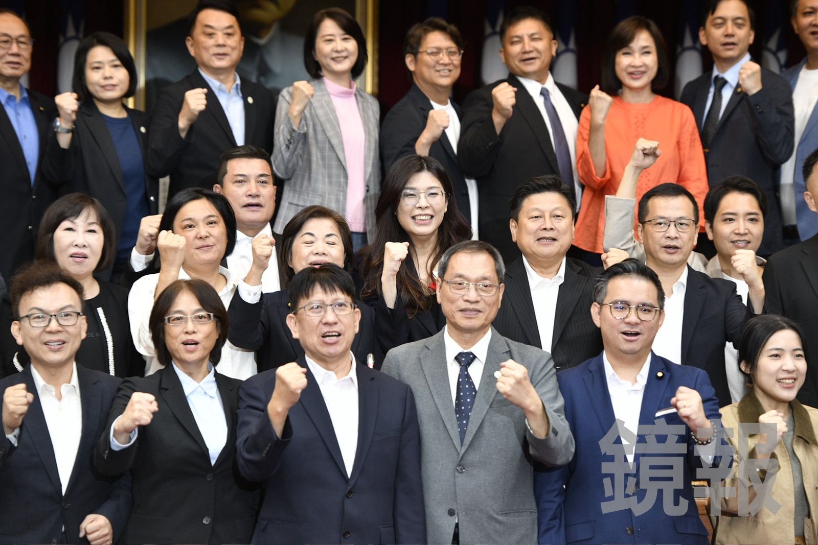 鄭麗文指出,看到國民黨團在國會成為第一大黨、軍容壯盛,她感到開心但也覺得壓力更大。(圖/李智為攝)