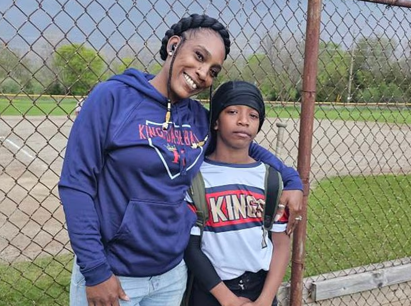 11歲男孩發現同學帶槍！英勇奪槍卻因「1理由」遭校方開除　母心疼喊：他想保護大家