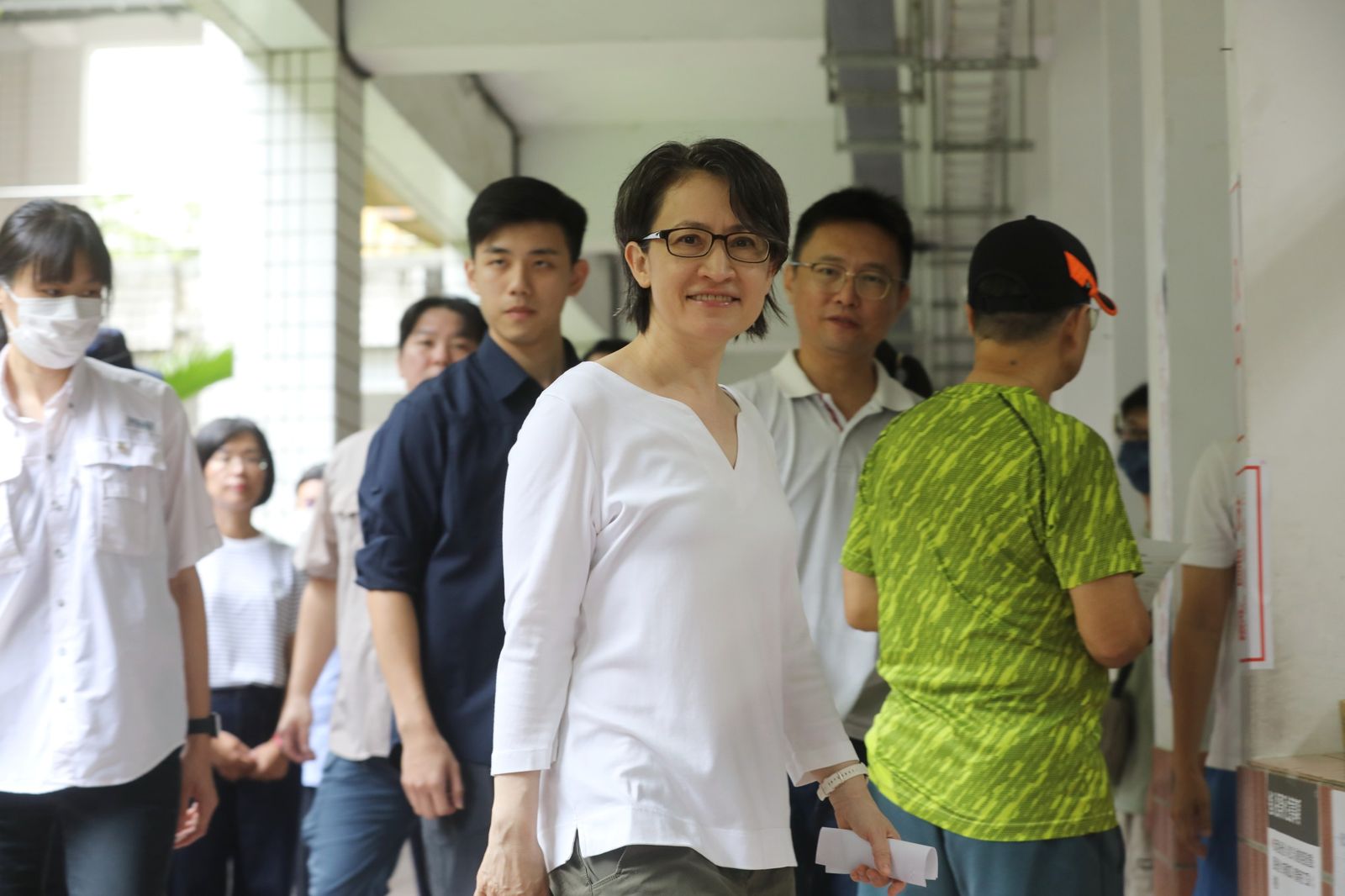 本文作者,指出蕭美琴在大使任內被華府自由派與保守派媒體同聲稱讚。圖片取自鏡週刊