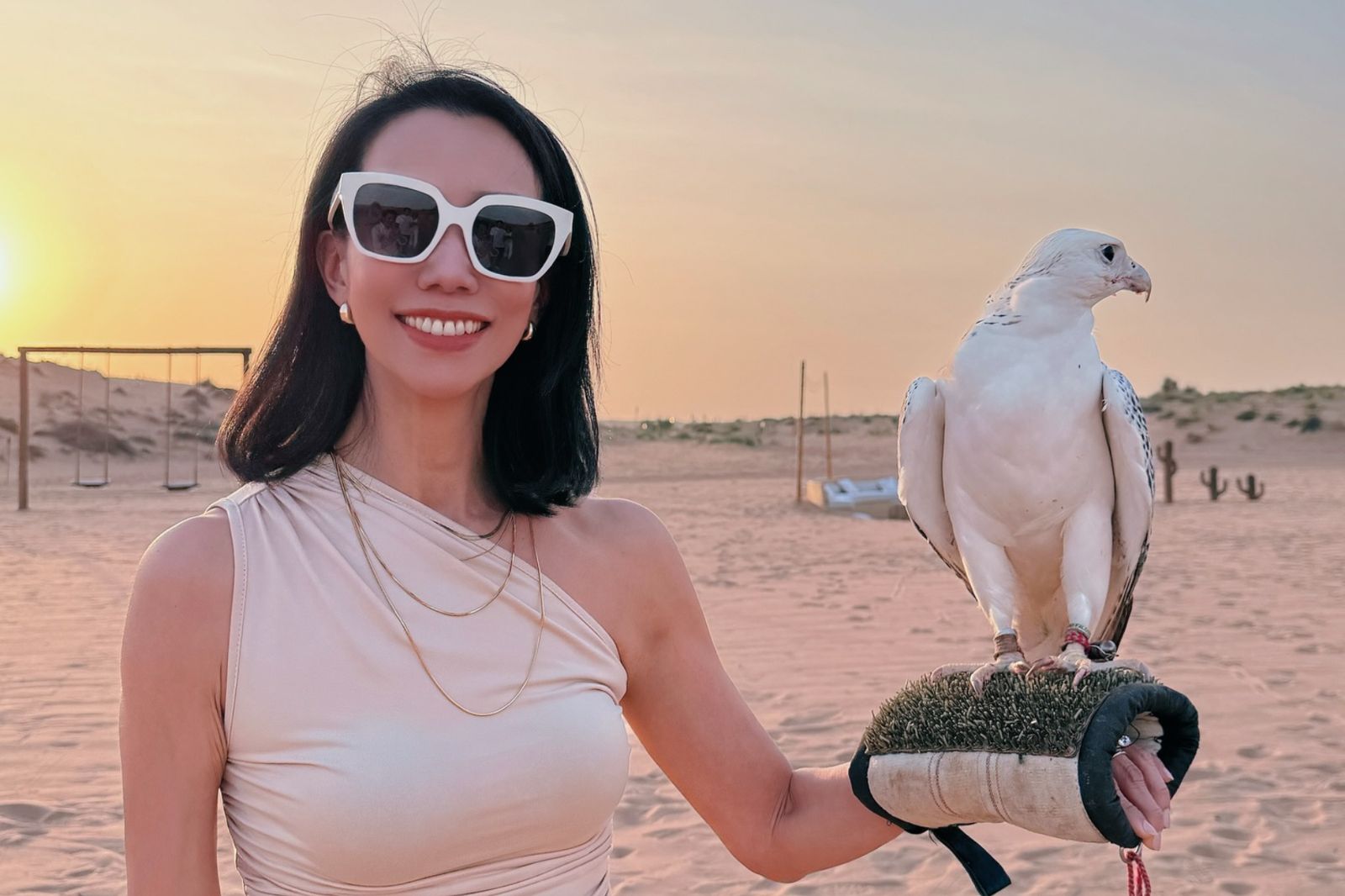 47歲美腿皇后移居杜拜!震撼揭戰火波及「3聲巨響」嚇壞 忍痛讓小孩做這件事當「防護牆」