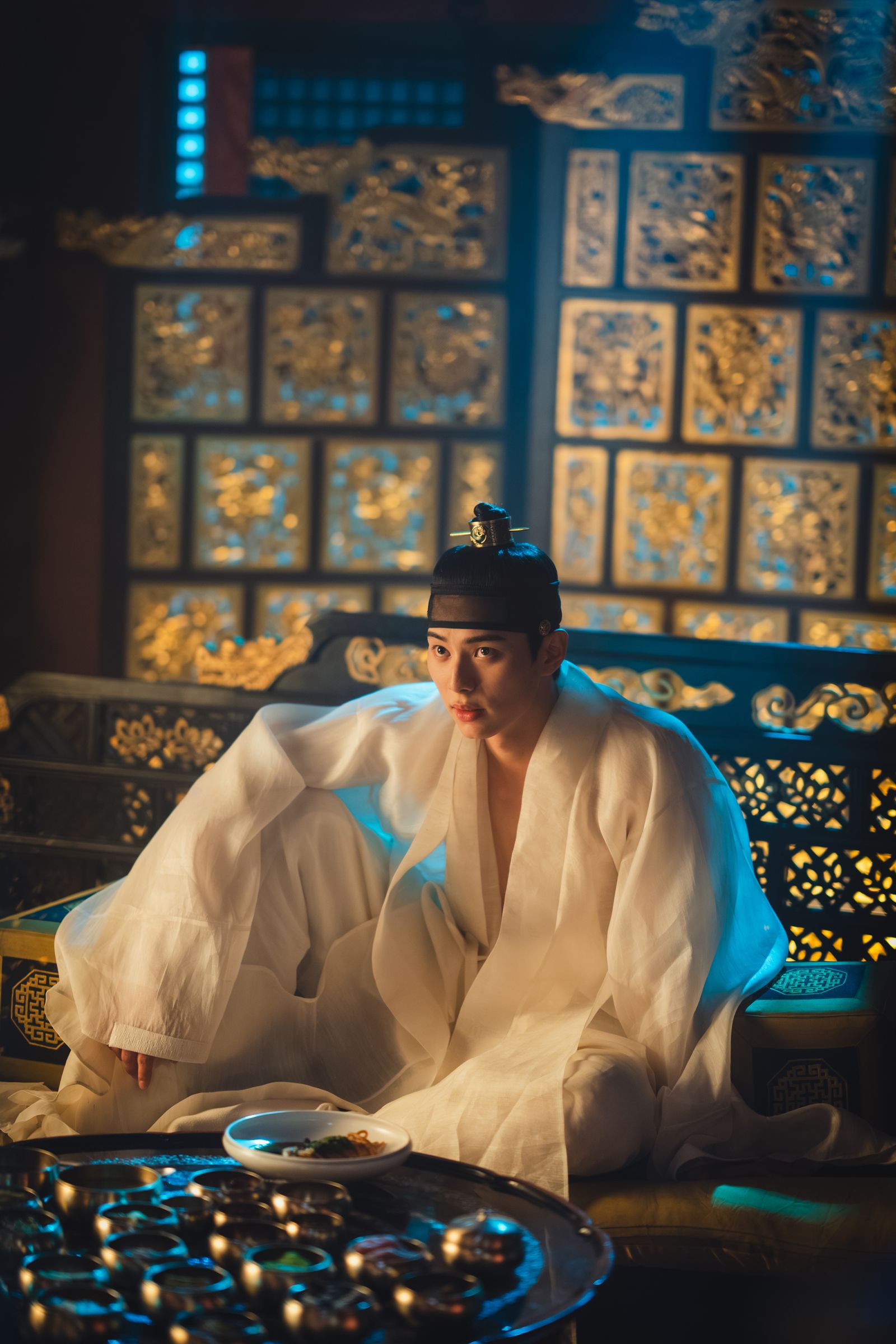 李彩玟在劇中飾演愛吃美食的暴君,俊帥外貌超圈粉。Netflix提供