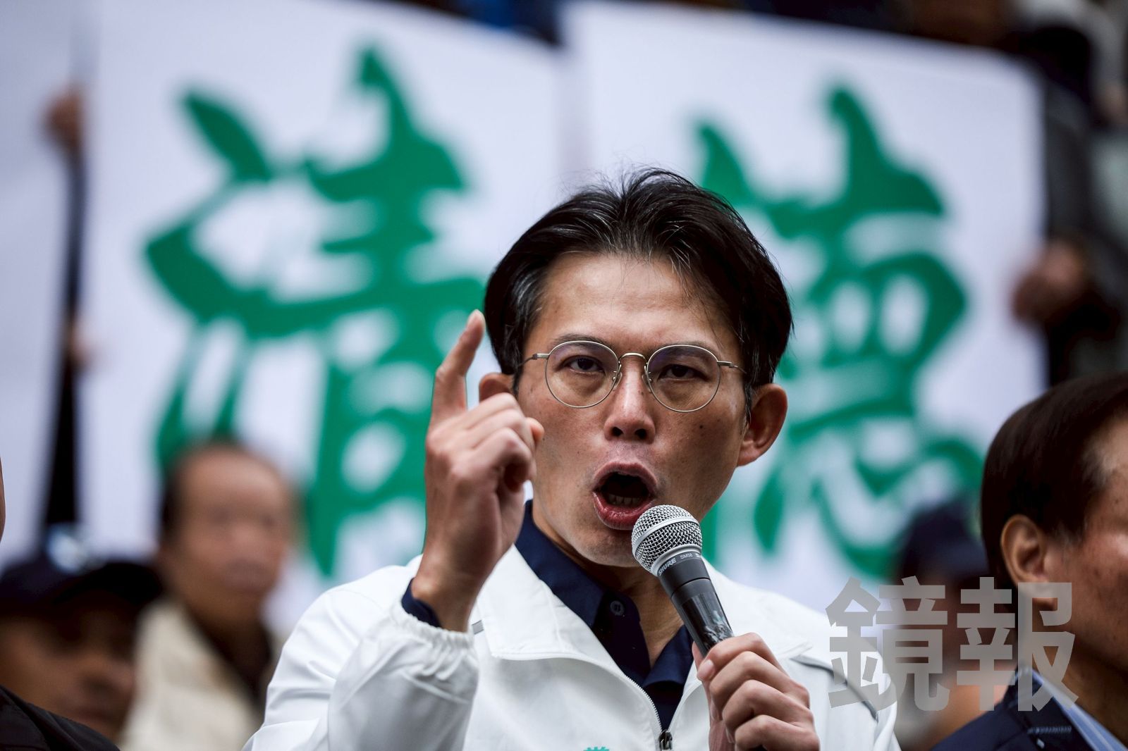 內政部封殺李貞秀「拒給機密文件」　黃國昌轟霸凌：老狗變不出新把戲