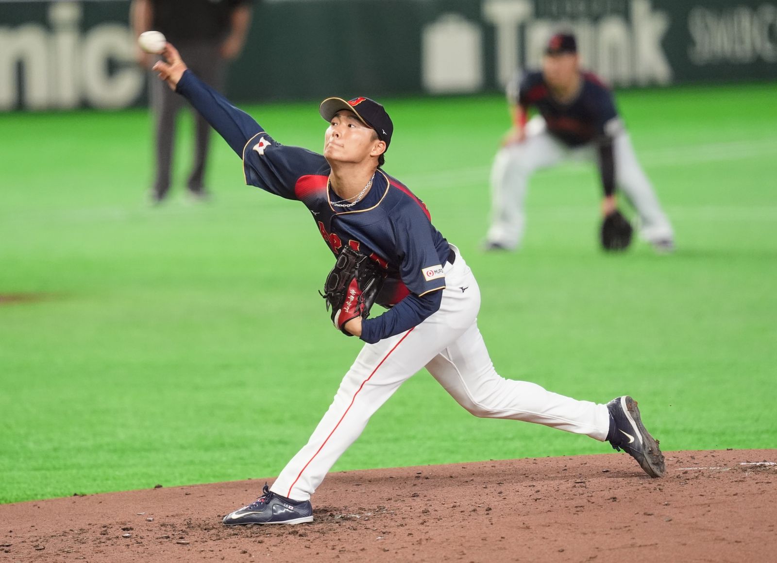 WBC台日大戰破4萬人進場！山本由伸小秀身手：隊友先得分讓我很安心