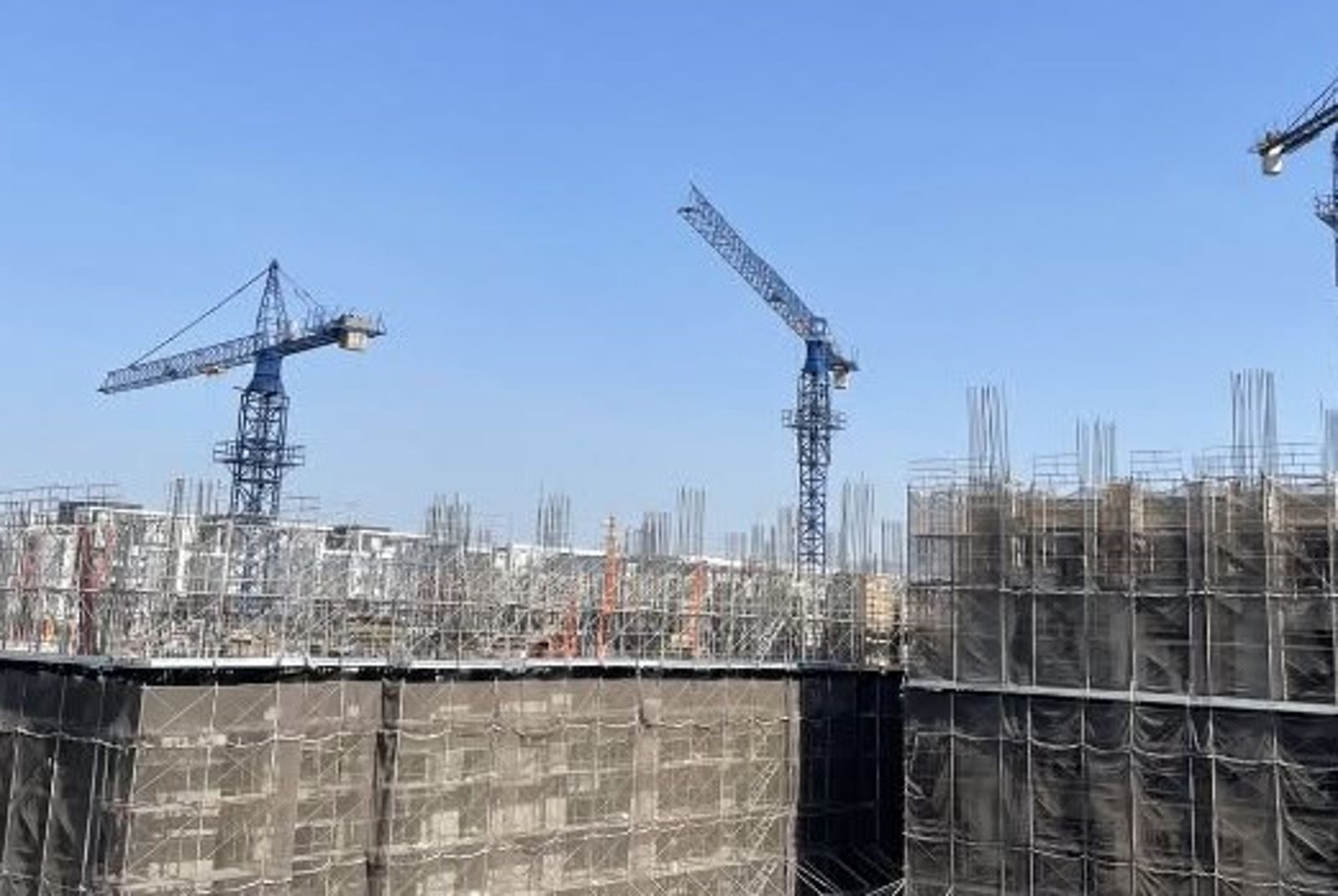 台股8千點大逃殺!AI科技股重傷 沒人愛營建股搭上青安3.0反成抗跌黑馬