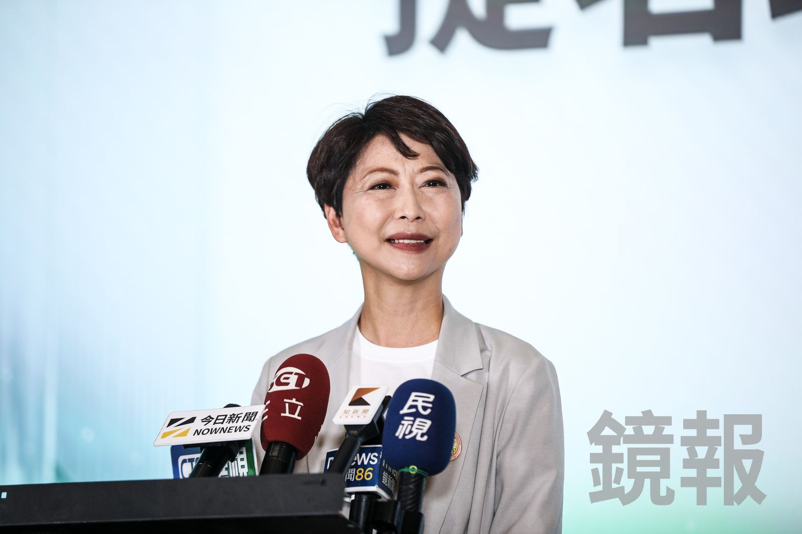 妃憲大戰結果出爐！陳亭妃略勝林俊憲　將代表民進黨出戰台南市長