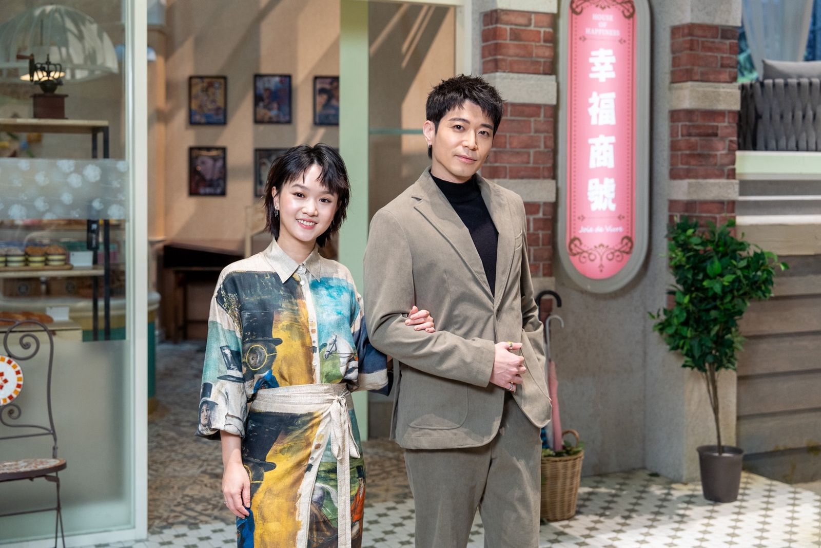 36歲侯彥西認愛大4歲女友！不婚不生原因曝光　嚴正嵐熬過育嬰崩潰期不想生二胎