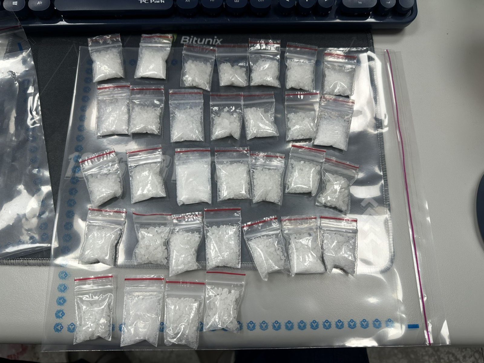 現場另查獲毒品K他命。翻攝畫面