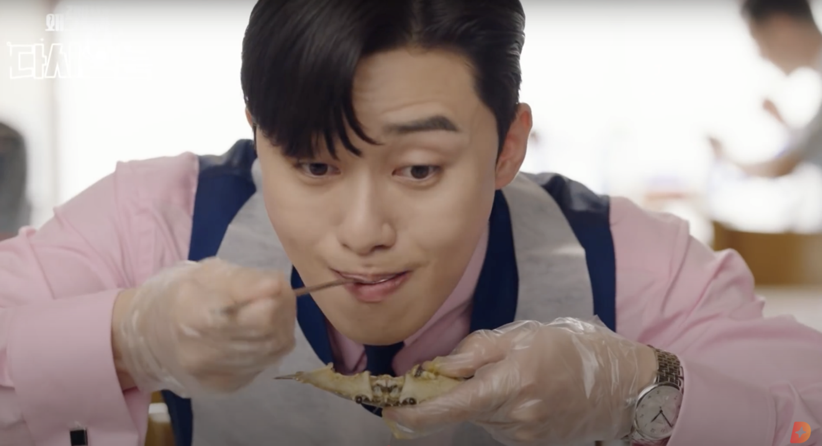 朴敘俊曾在拍攝韓劇時大啖醬蟹，被店家拿來打免費廣告。翻攝YT@tvN D ENT