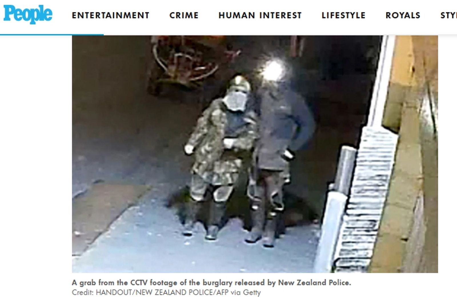 人夫帶3小孩「荒野大逃亡4年」　入室偷盜全被拍下