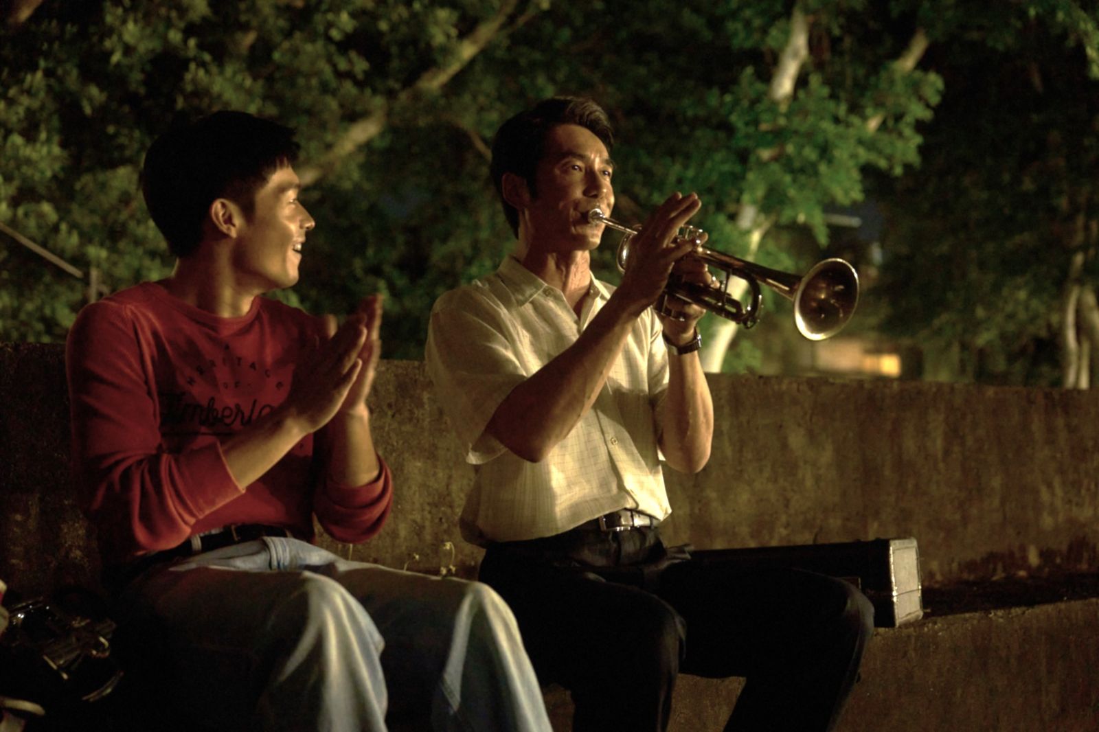 導演說話了！《進行曲》票房若破億　三鮮肉重現冰塊腹肌回饋粉絲