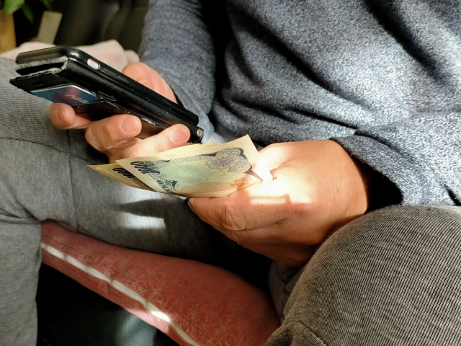 7旬翁想投資網域 遭工程師「自編劇本」7年連哄帶騙奪2千萬