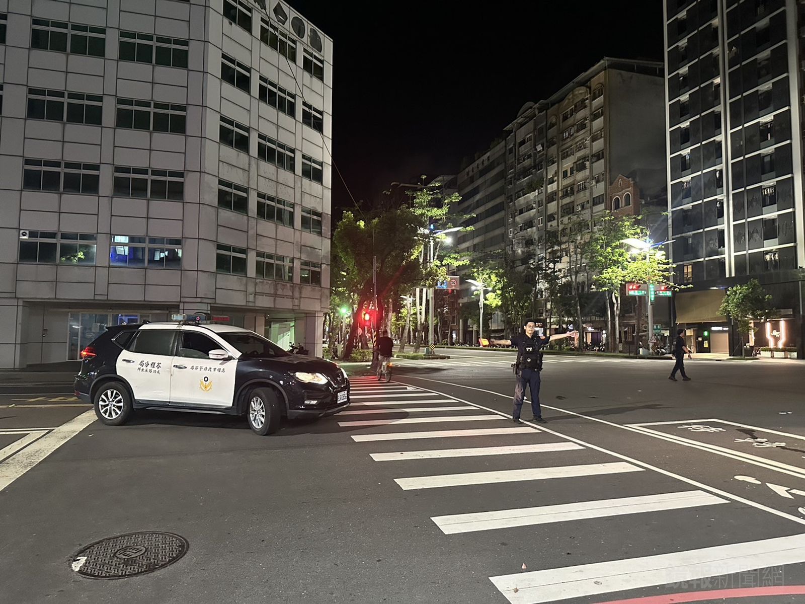 有片／離奇！兄弟吵架進警局　哥先離開竟躺門口斑馬線上遭來車輾斃