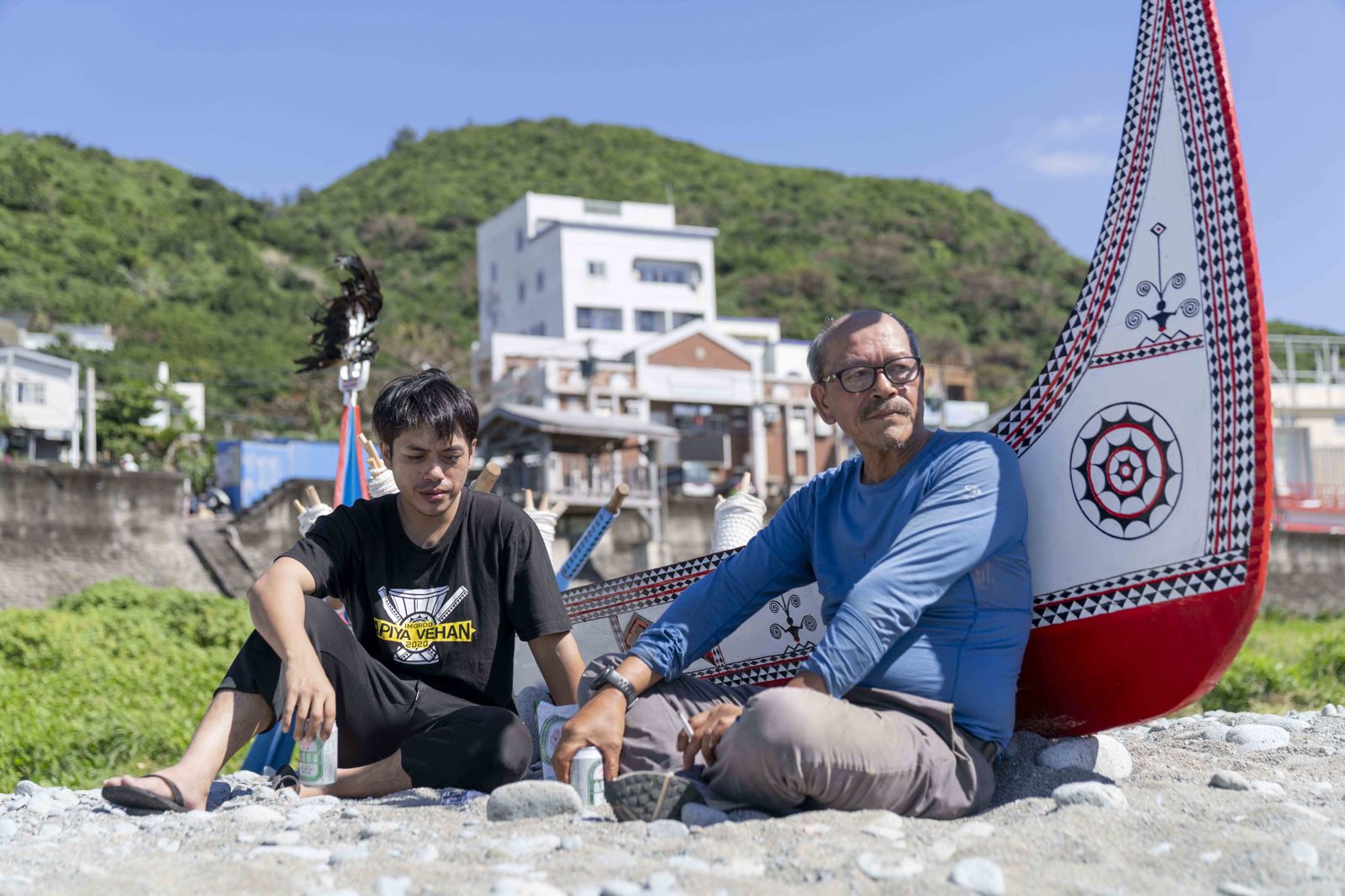 我的身體就是文學！夏曼・藍波安父子517天造舟潛水　書寫蘭嶼海洋史詩