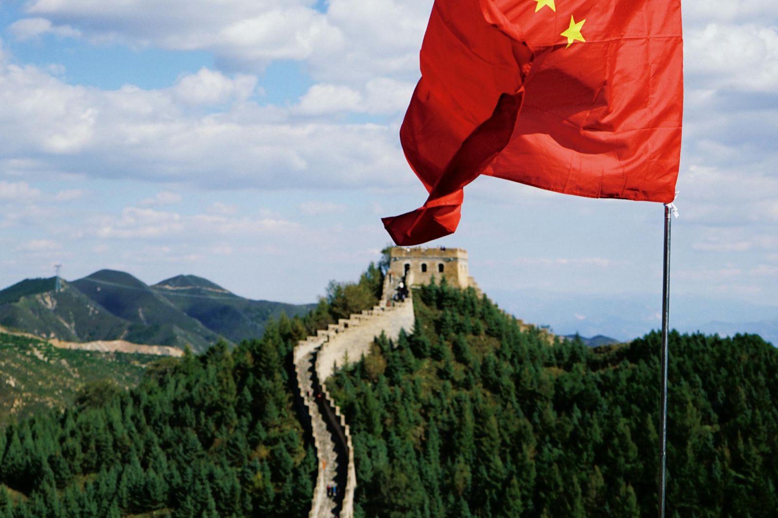 海外中國網紅被邀「月薪148萬」批評台灣　公開全錄音：造成信心動搖