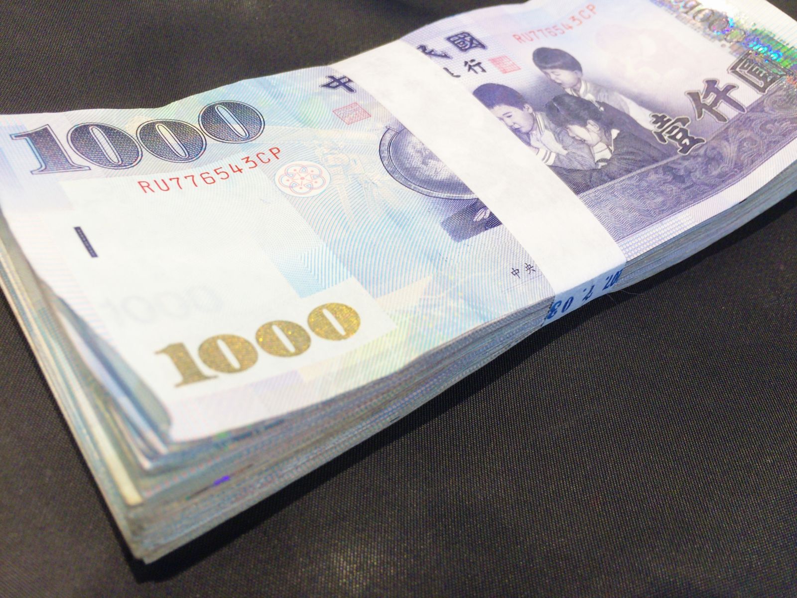 快交屋卻連被3家銀行拒貸！「超瞎原因」曝光　他嚇爛：百萬違約金啊