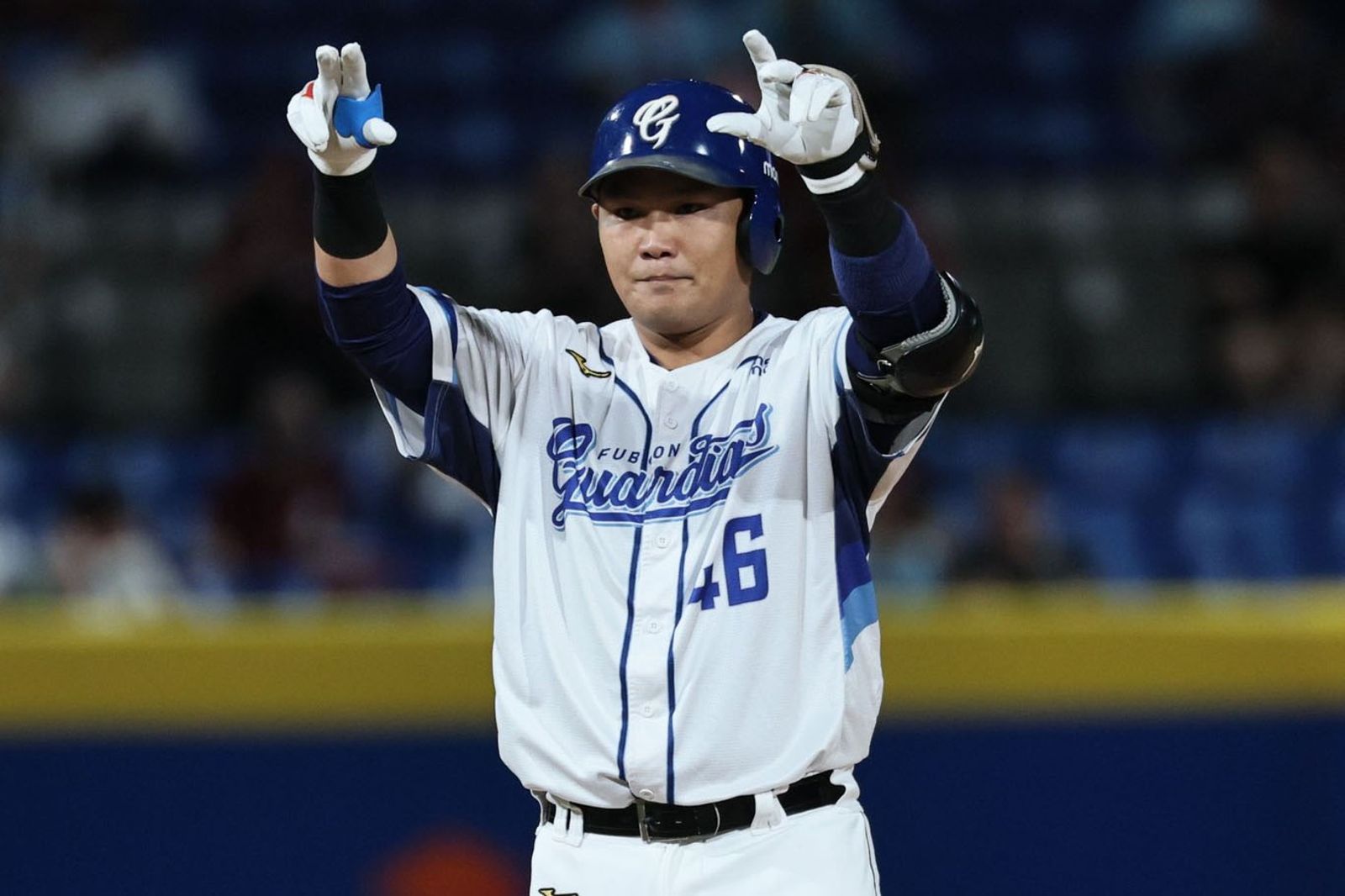 中職／范國宸兩分砲逆轉味全！陳金鋒點出守備問題　說明鈴木駿輔控球狀況