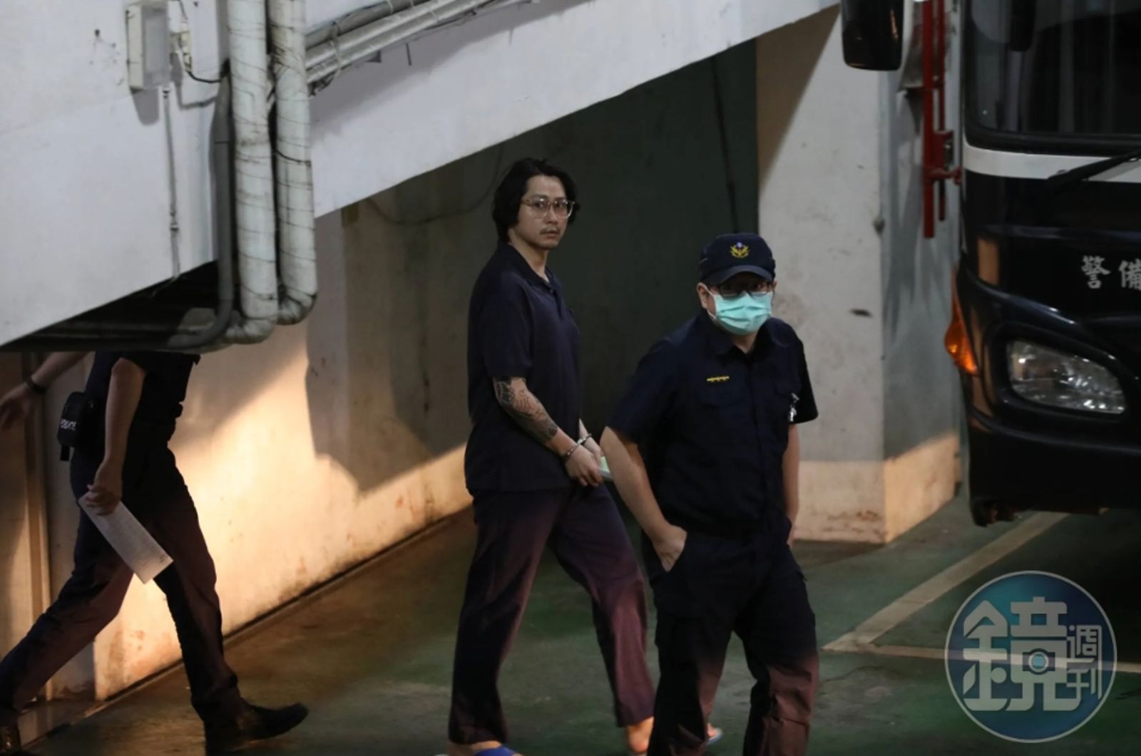 徐巧芯大姑夫怒喊「冤獄」看守所再出狀況…頭埋馬桶自殘連2天上銬