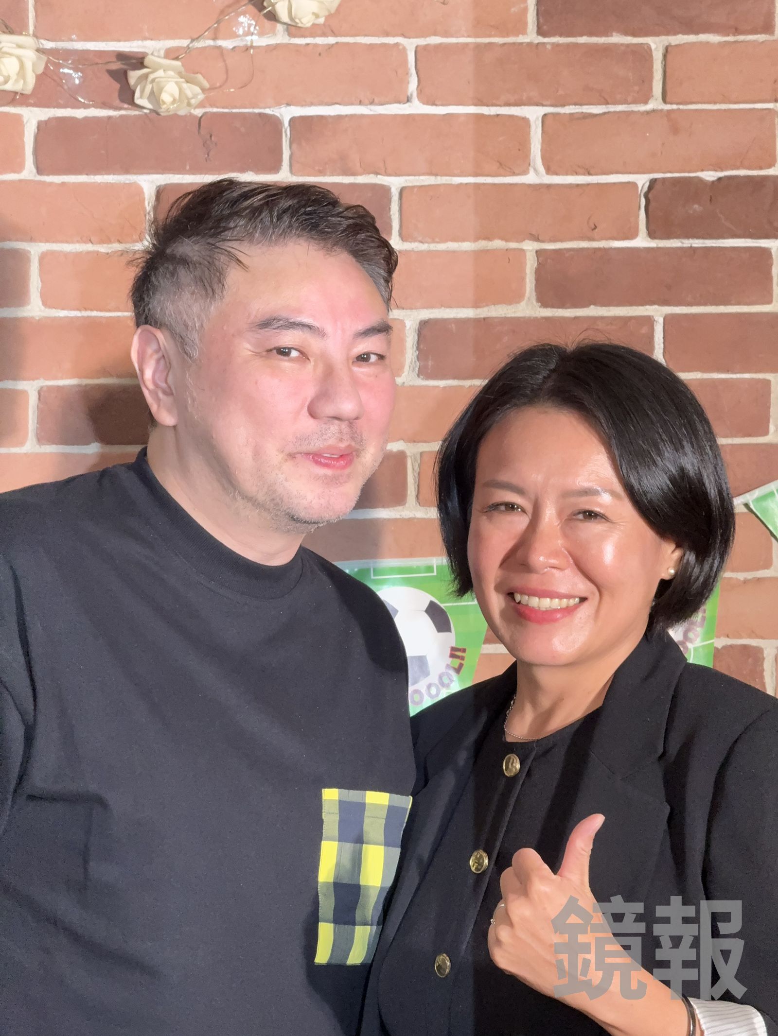 踢帕娛樂老闆詹仁雄（左）。潘佳琪攝