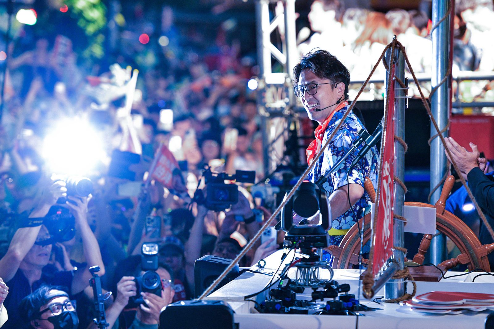 洋流已經出現「變天盤」,民心的變化不會因為藍綠雙方基本教義派的「不可置信」而停止轉動。攝影李智為